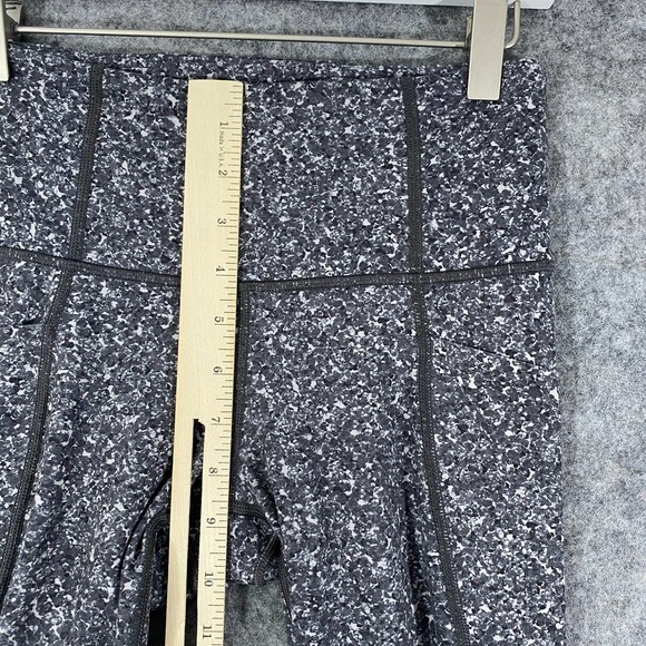 Athleta Leggings XS Petite Gray Pebble Beach Printed High Rise Pocket Tight - Picture 10 of 16